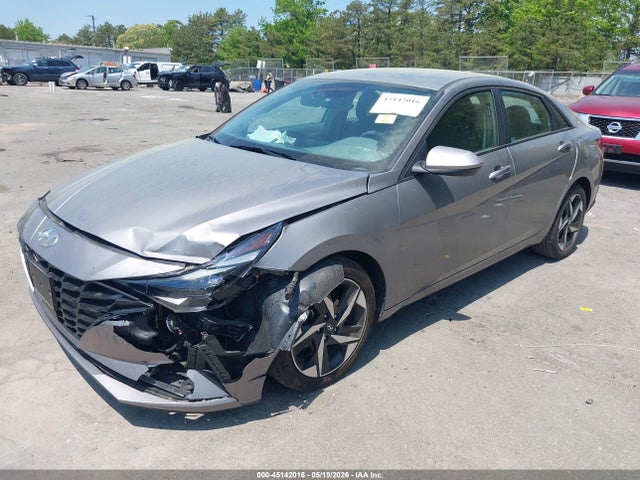 Hyundai ELANTRA Sel
