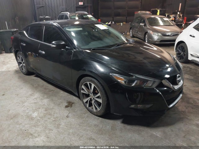 Salvage Nissan Maxima Image