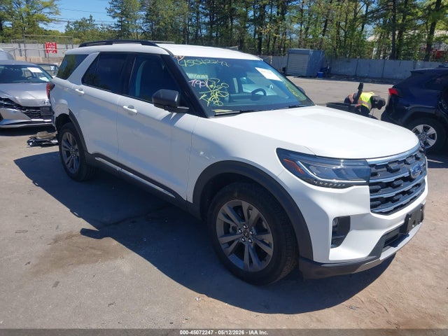 Salvage Ford Explorer Image