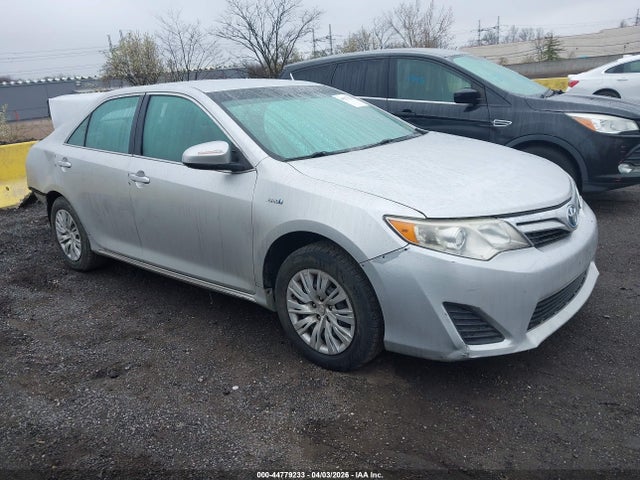 Salvage Toyota Camry Image