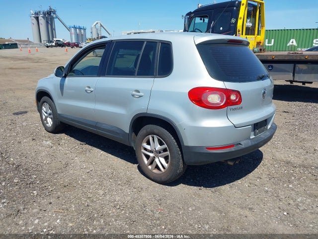 Volkswagen Tiguan S