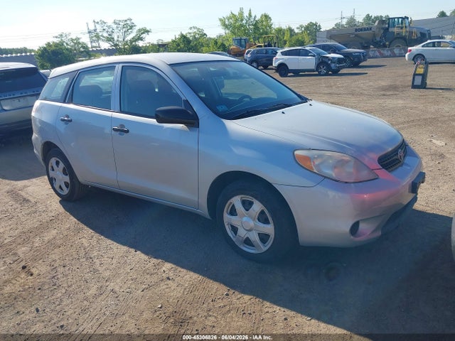 Salvage Toyota Matrix Image
