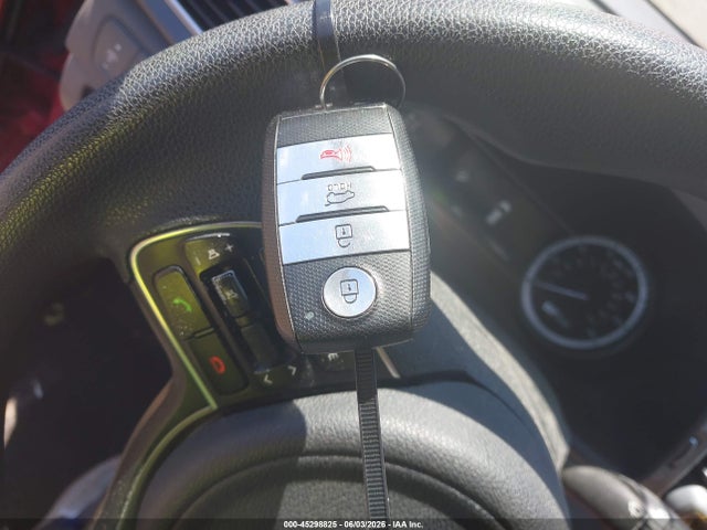 Kia Niro Lx
