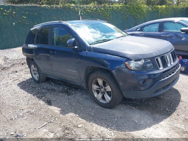 Salvage Jeep Compass Image