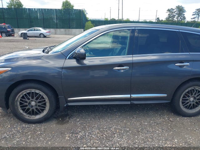 INFINITI JX35