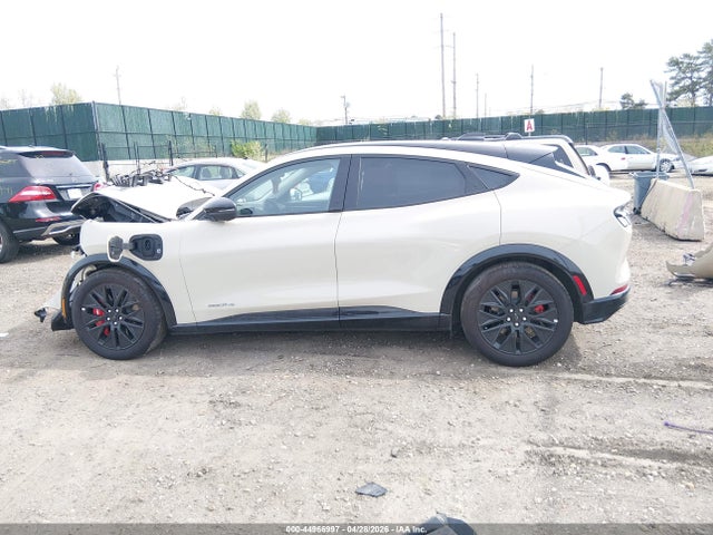 Ford Mustang Premium