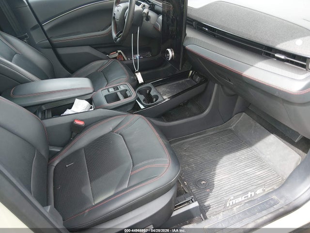 Ford Mustang Premium