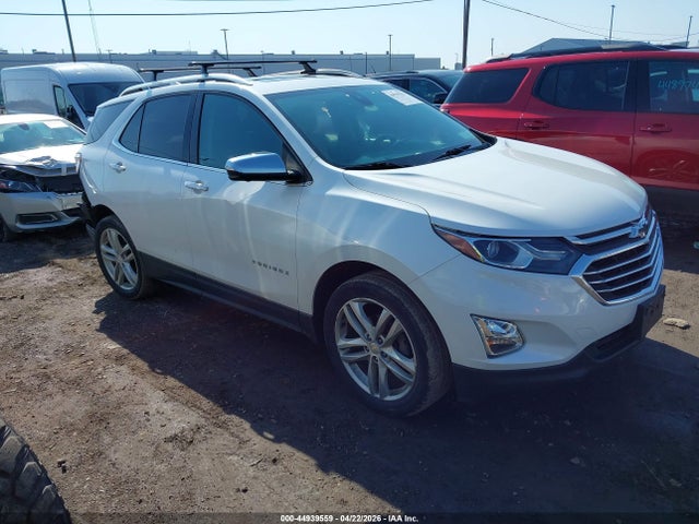 Salvage Chevrolet Equinox Image