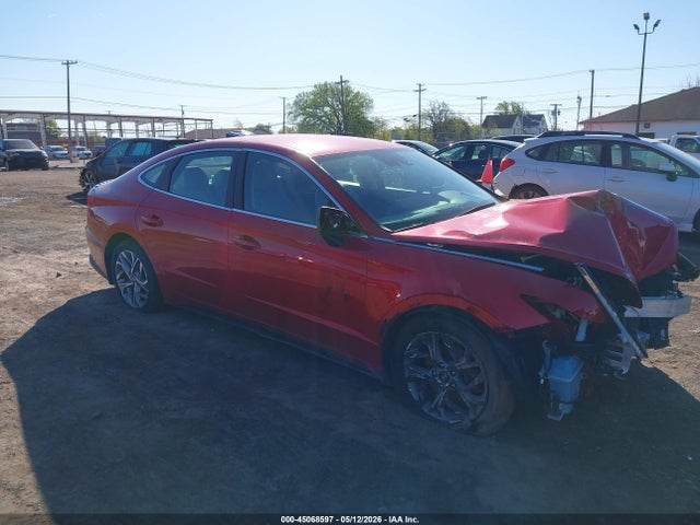 Salvage Hyundai SONATA Image