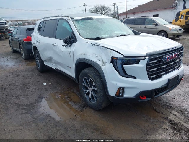 Salvage GMC Acadia Image