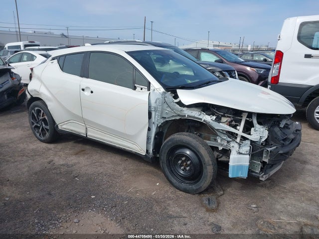 Salvage Toyota C-HR Image