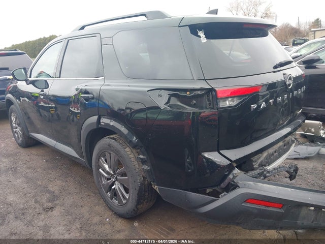 Nissan Pathfinder Sv 4wd