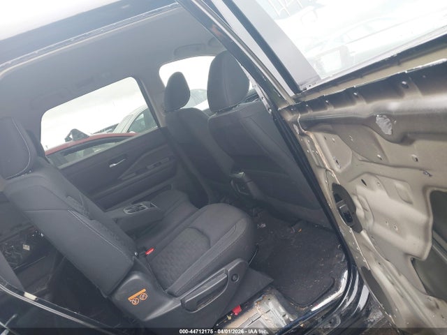 Nissan Pathfinder Sv 4wd