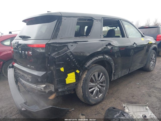 Nissan Pathfinder Sv 4wd