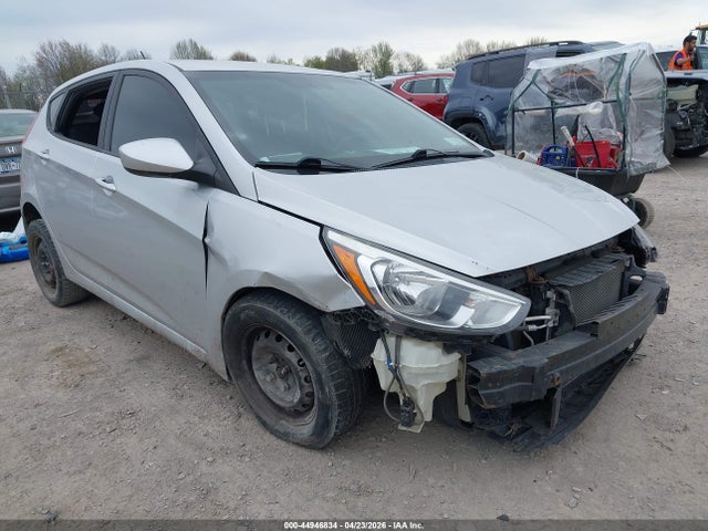 Salvage Hyundai ACCENT Image