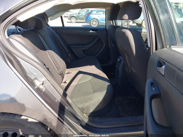 Volkswagen Jetta 2.0l S