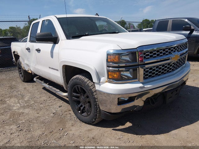 Salvage Chevrolet Silverado 1500 Image