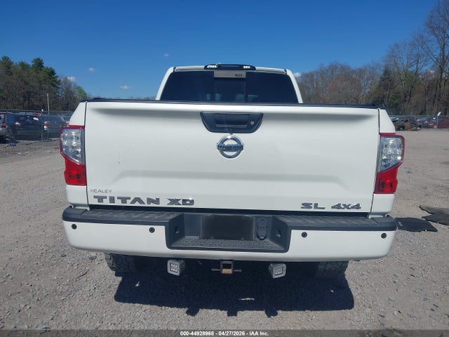 Nissan Titan Sl Gas
