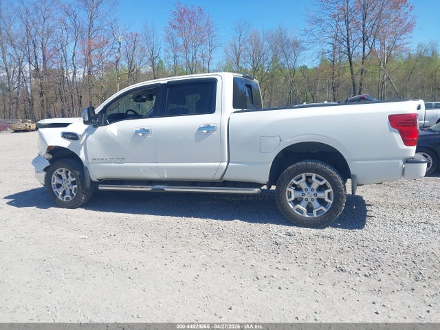 Nissan Titan Sl Gas