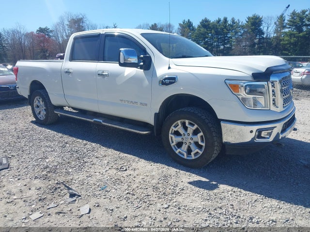 Salvage Nissan Titan Image