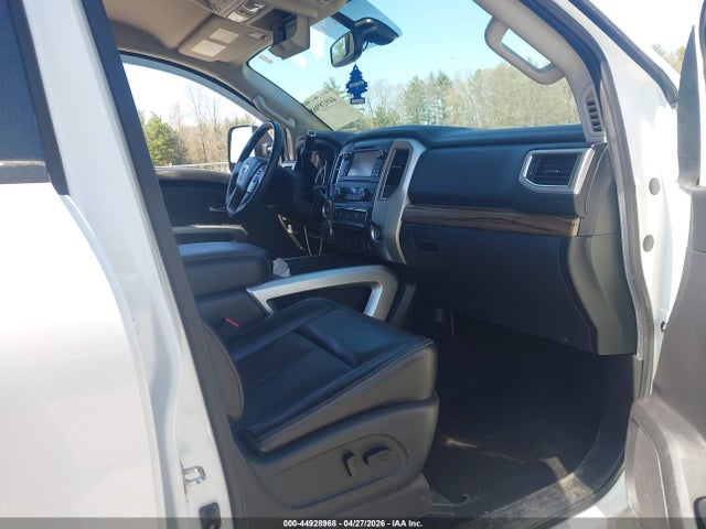 Nissan Titan Sl Gas