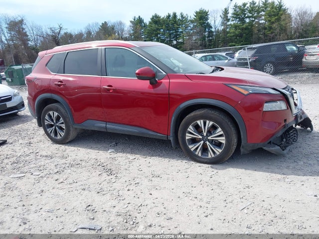 Salvage Nissan Rogue Image