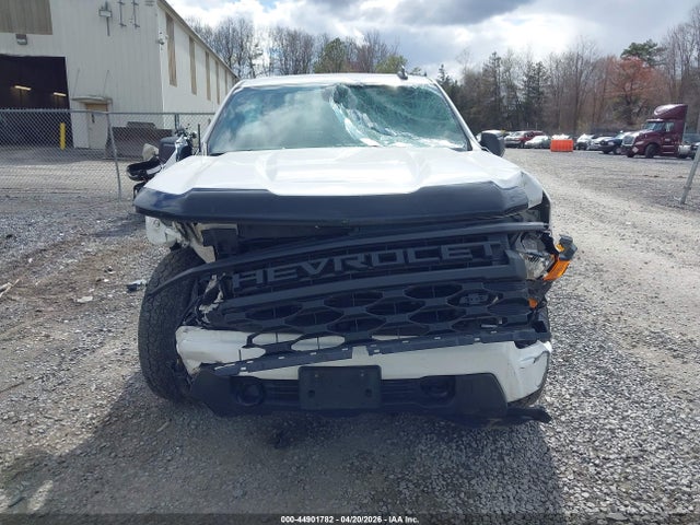 Chevrolet Silverado 1500 4wd  Short Bed Custom