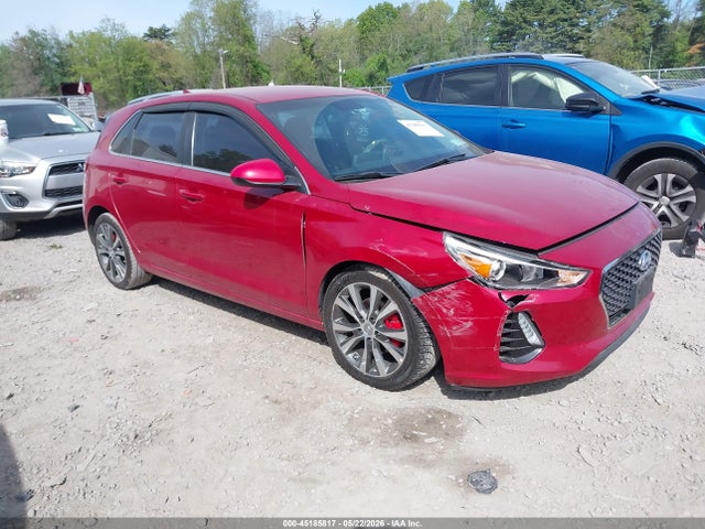 Salvage Hyundai ELANTRA Image