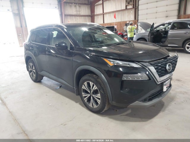 Salvage Nissan Rogue Image