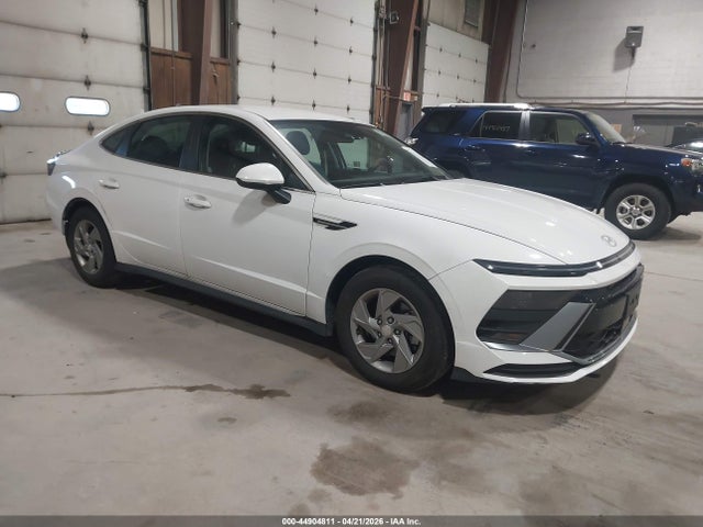 Salvage Hyundai SONATA Image