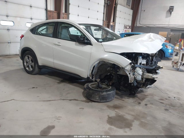 Salvage Honda HR-V Image