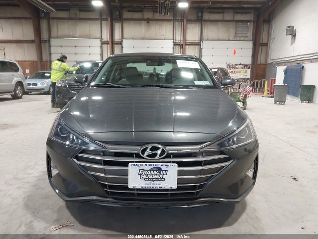 Hyundai ELANTRA Se