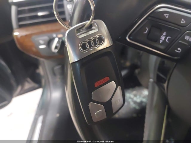 Audi A4 2.0t Premium