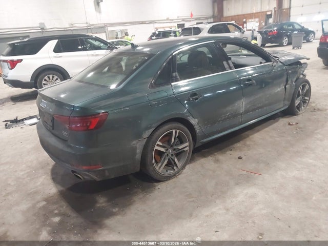 Audi A4 2.0t Premium