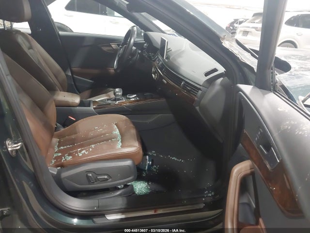 Audi A4 2.0t Premium
