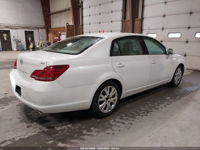 Toyota Avalon Xls