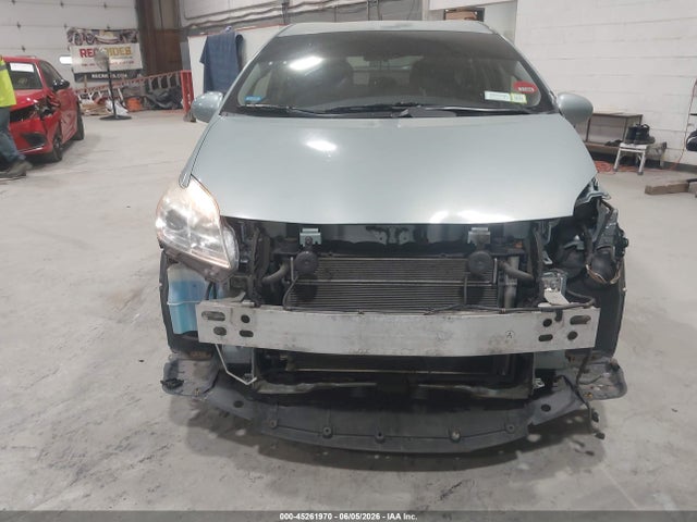 Toyota Prius Three