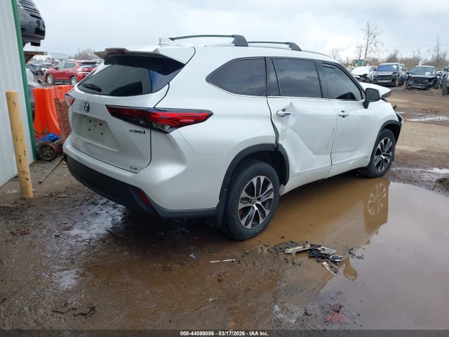 Toyota Highlander Hybrid Xle
