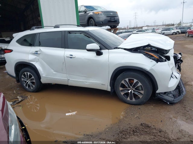 Toyota Highlander Hybrid Xle