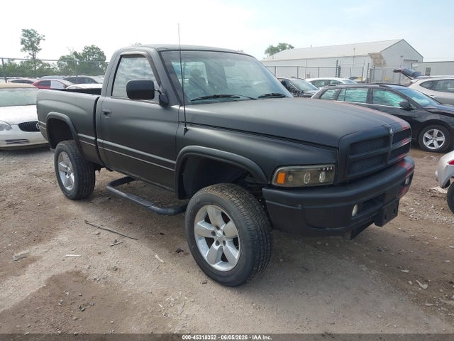 Salvage Dodge Ram 1500 Image