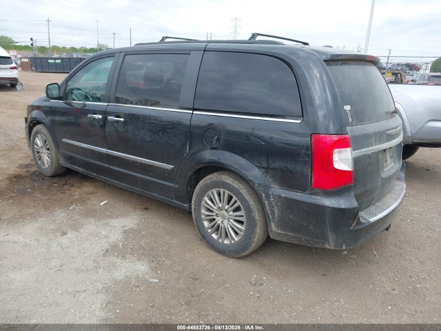 Chrysler Town & Country Touring-l