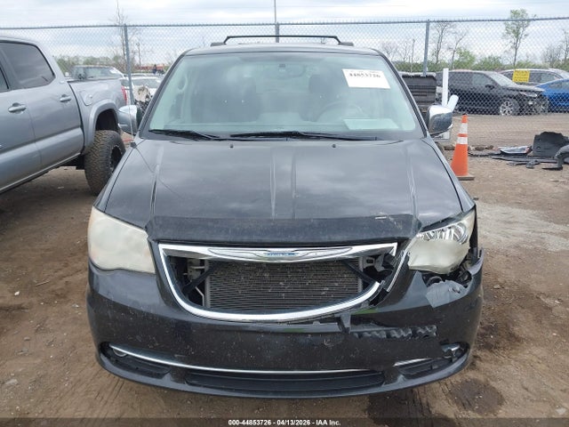 Chrysler Town & Country Touring-l