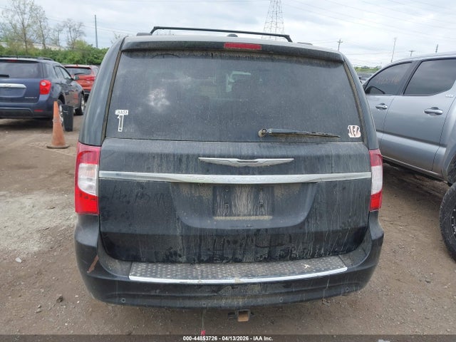 Chrysler Town & Country Touring-l