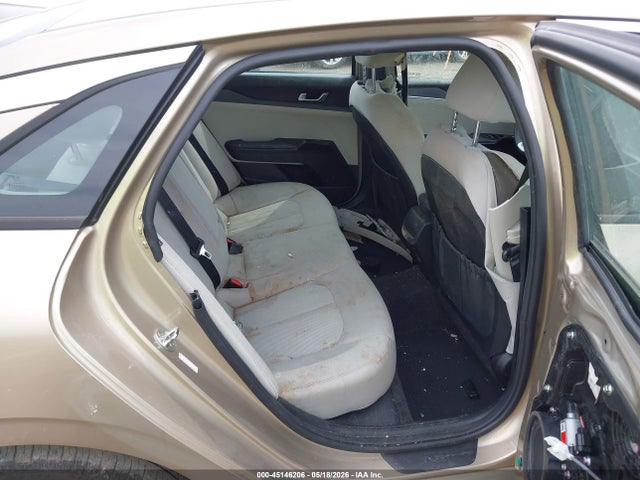 Kia K5 Lxs