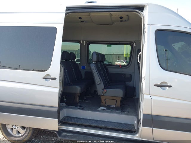 Mercedes-Benz Sprinter 2500 Standard Roof V6