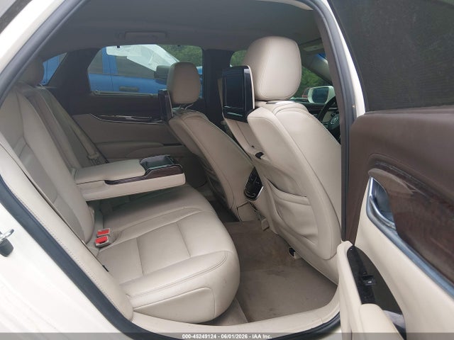Cadillac XTS Premium