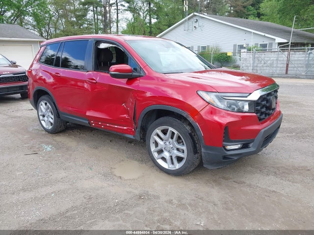 Salvage Honda Passport Image