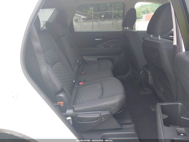 Nissan Pathfinder Sv 4wd