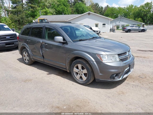 Salvage Dodge Journey Image