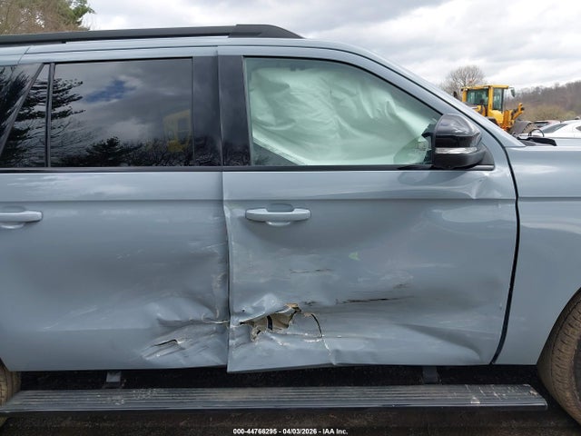 Ford Expedition Platinum Max
